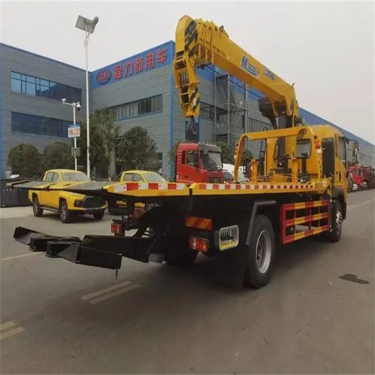 红坪镇附近小随车吊出租电话，轻松解决搬运烦恼